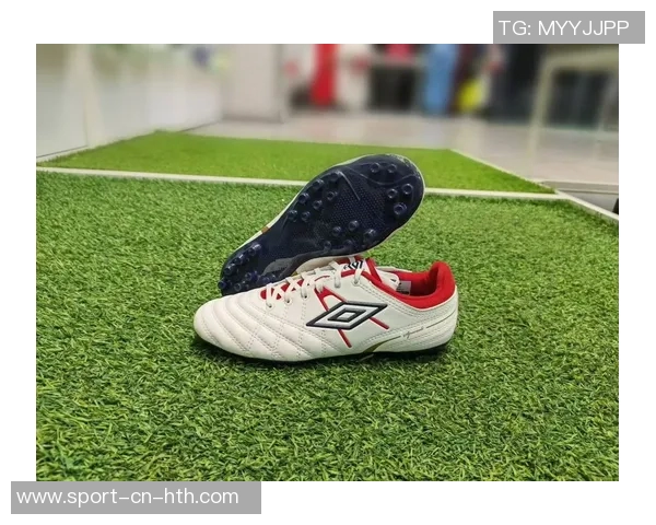 选择适合的人工场地足球鞋提升你的场上表现与舒适度